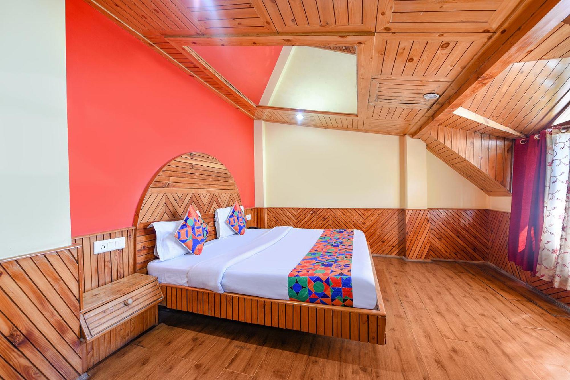 Fabhotel Zarim Manāli Екстериор снимка
