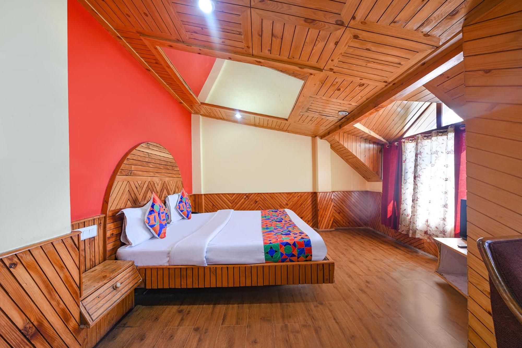 Fabhotel Zarim Manāli Екстериор снимка