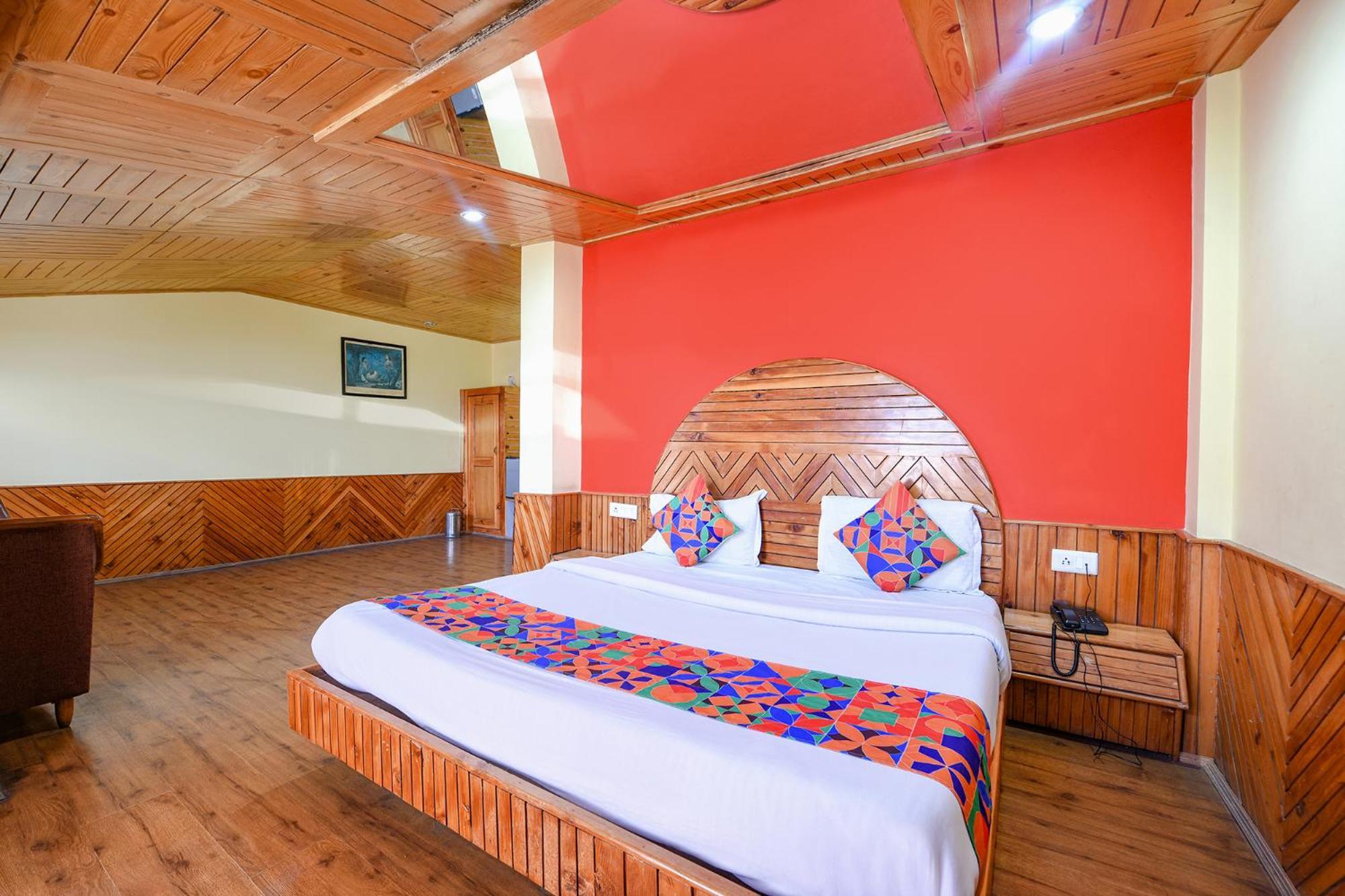 Fabhotel Zarim Manāli Екстериор снимка