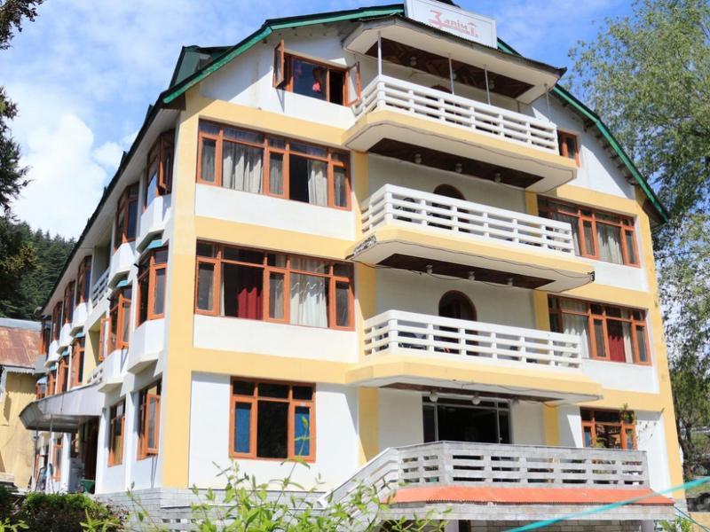 Fabhotel Zarim Manāli Екстериор снимка
